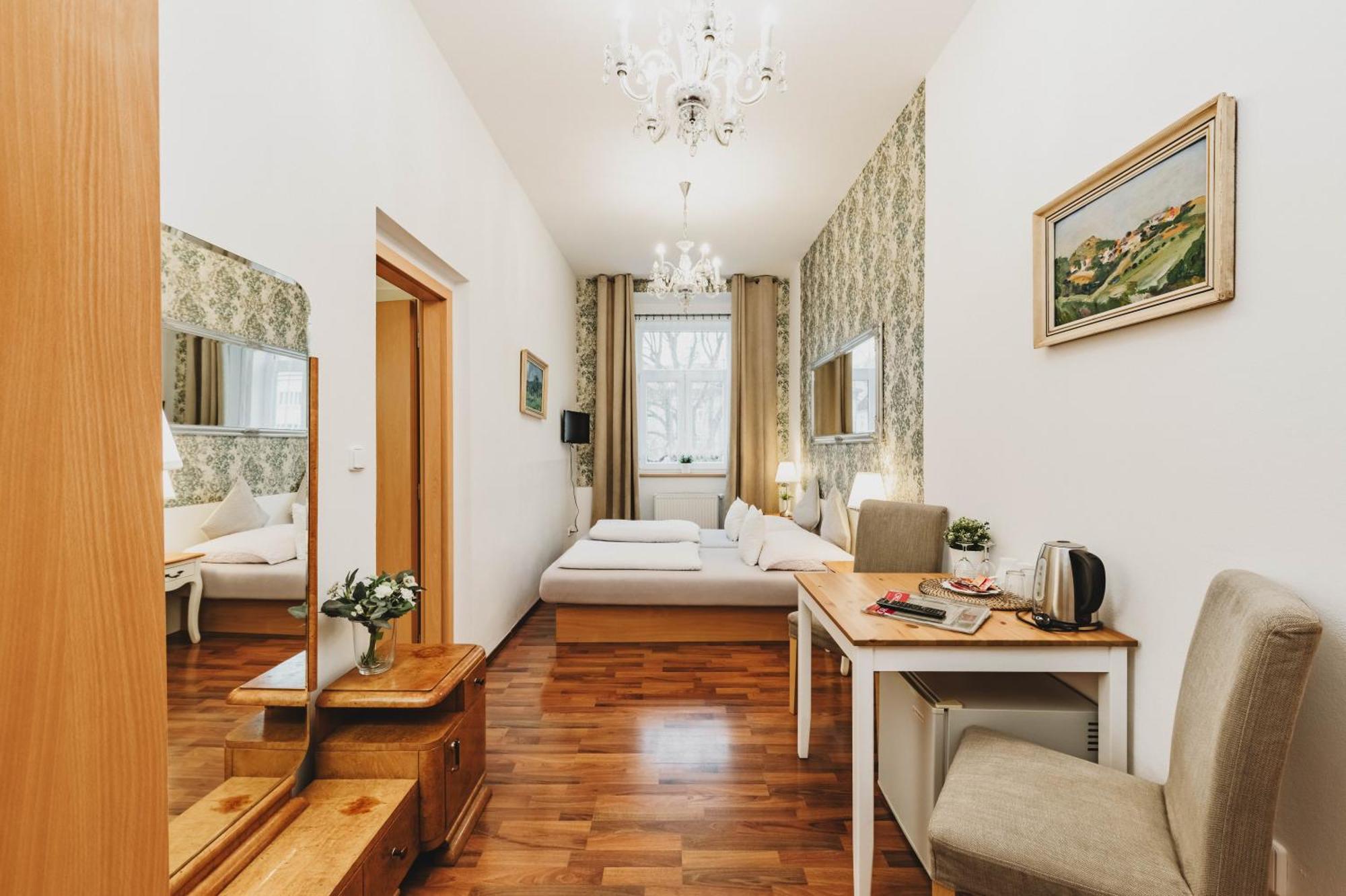 Grand Tabor Hotel Ngoại thất bức ảnh