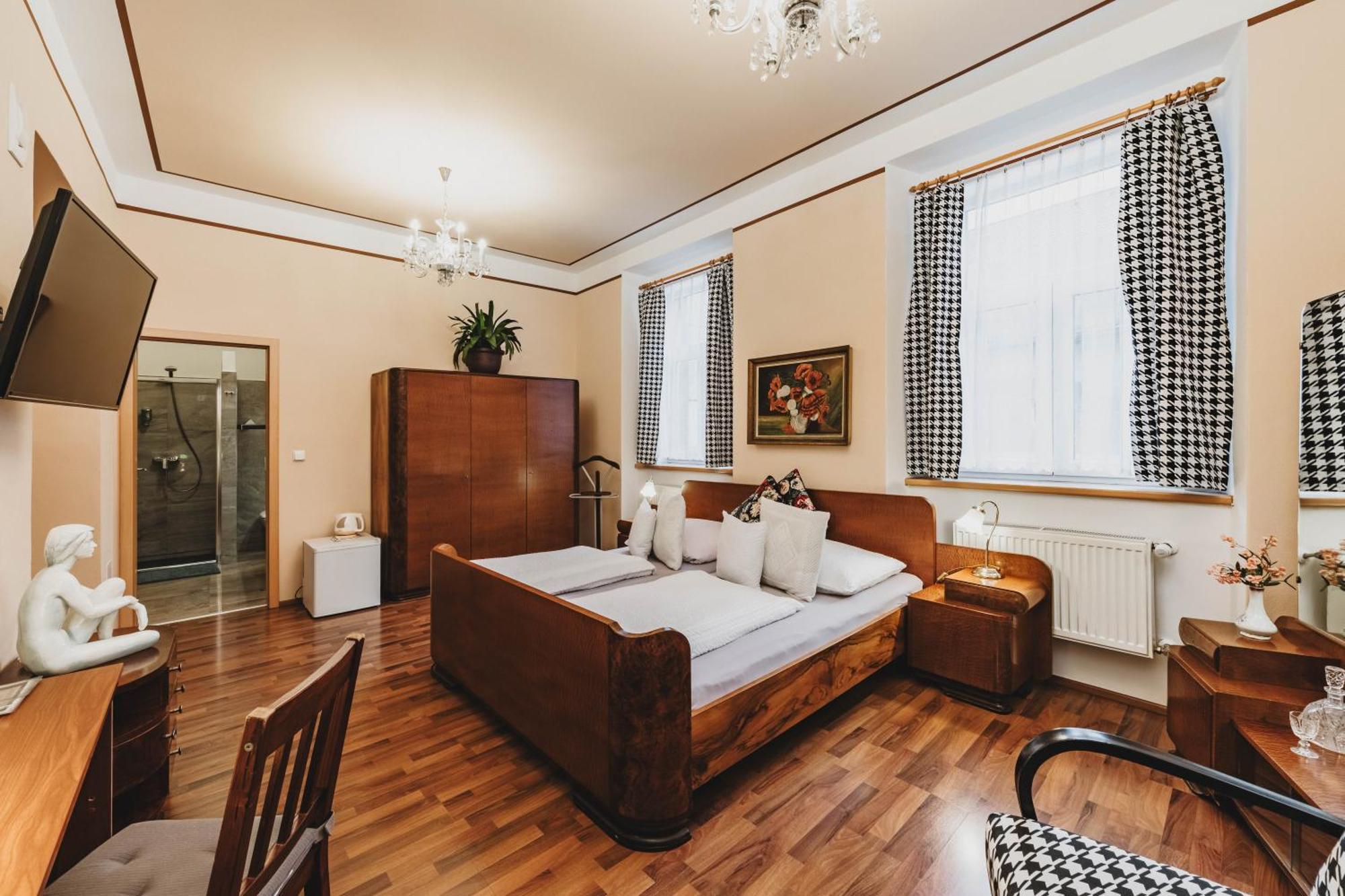 Grand Tabor Hotel Ngoại thất bức ảnh